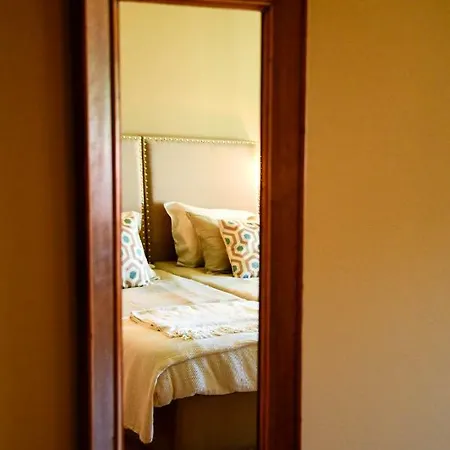 Eca Agora! Guest house